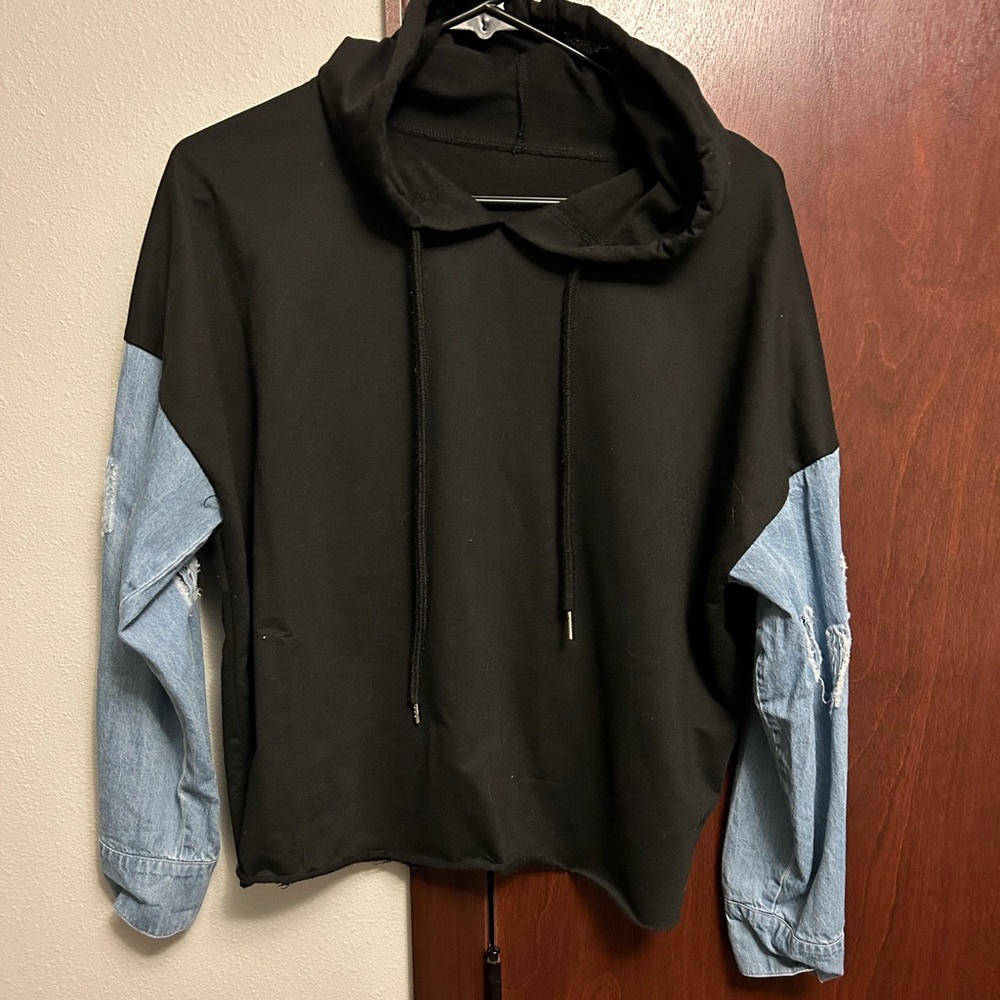 Two toned hooded sweater
